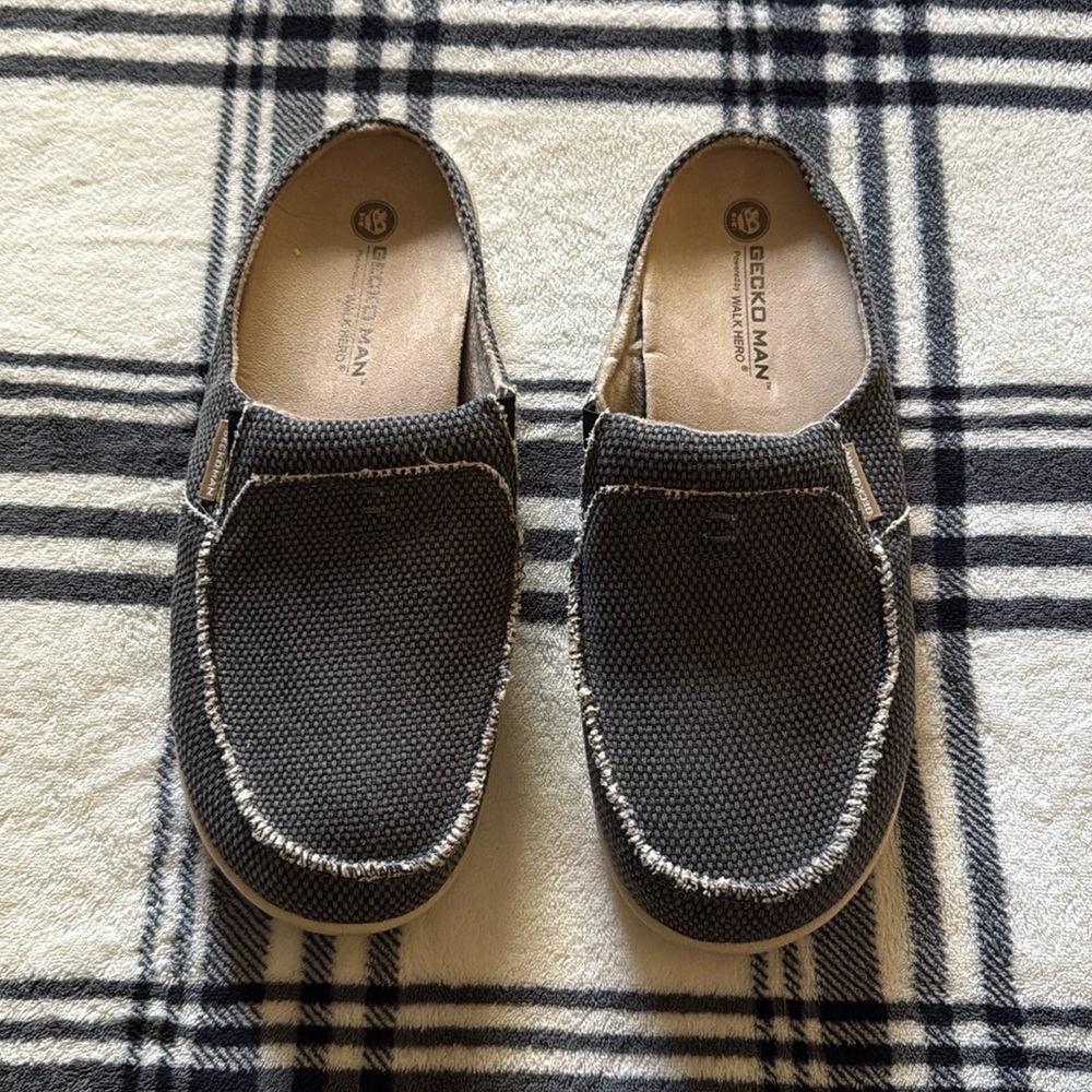 Gecko Man Walk Hero Arch Support Canvas Slippers Size 11 New